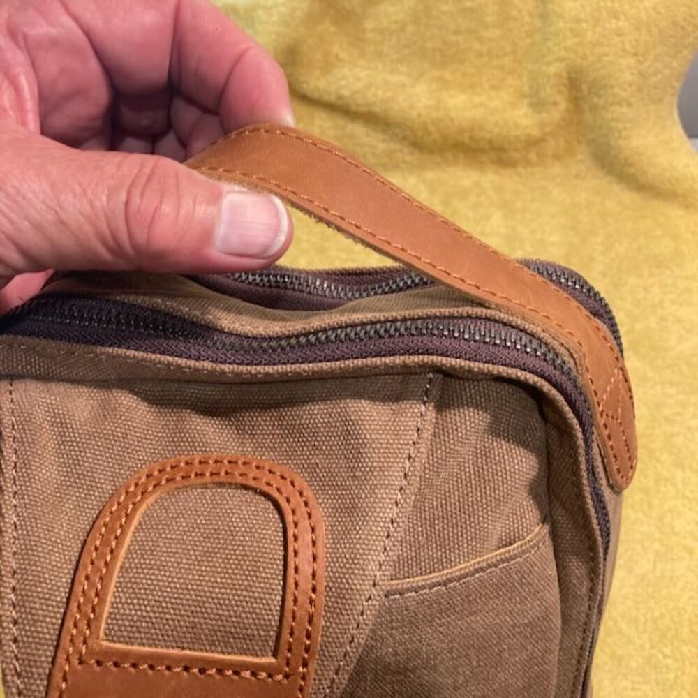 United Leather Canvas Sling Bag Brown NWOT - Picture 11 of 16